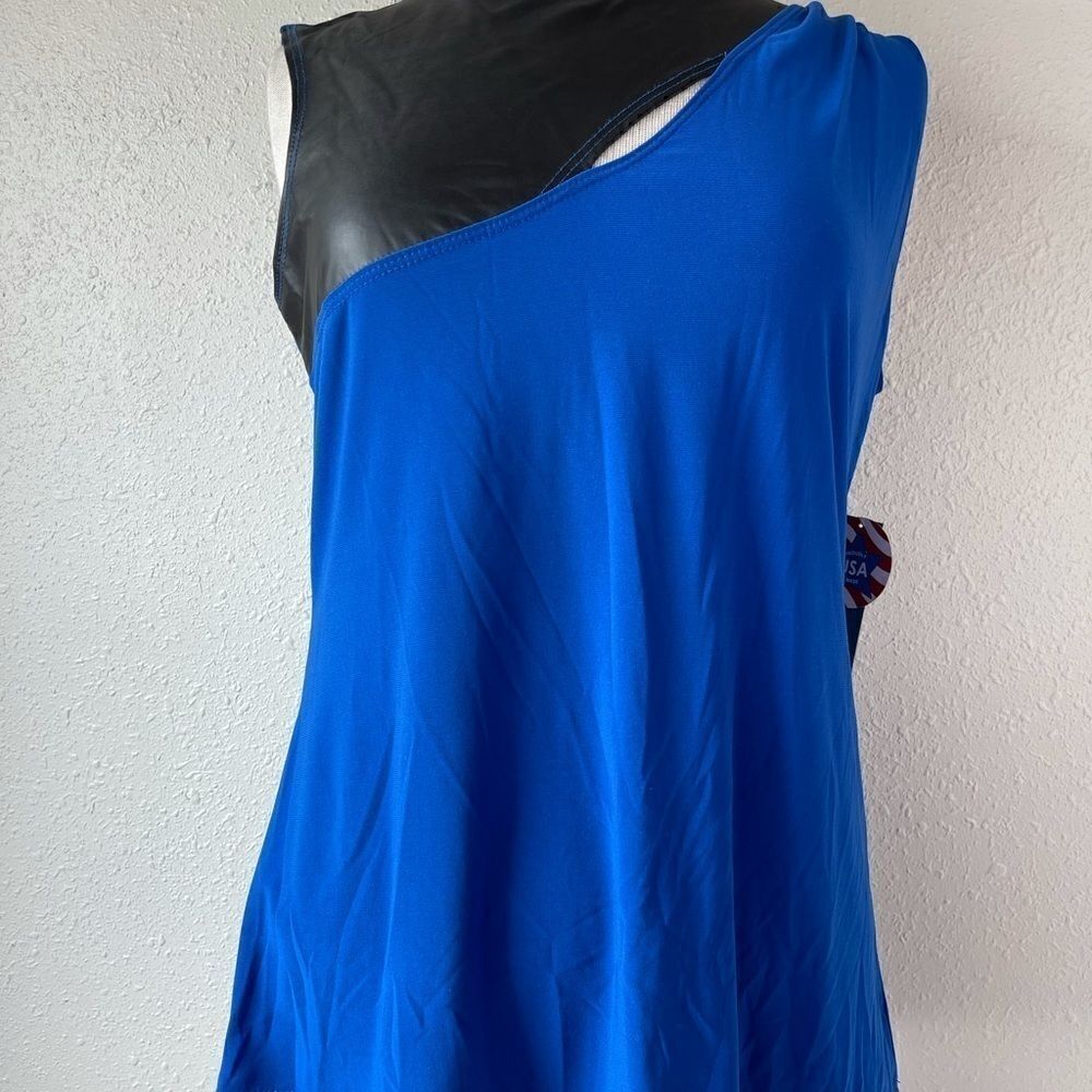 NWT Passport Women’s Tank Size M